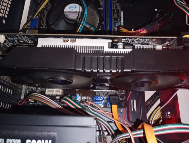 Placa de video 1060 6GB