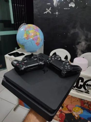 PS4 SLIM, DOIS CONTRLOES, 3 JOGOS, TODO ORIGINAL.