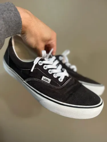 Vans Authentic tamanho 41 - original. (SOMENTE VENDA, ENTREGA VIA APP)