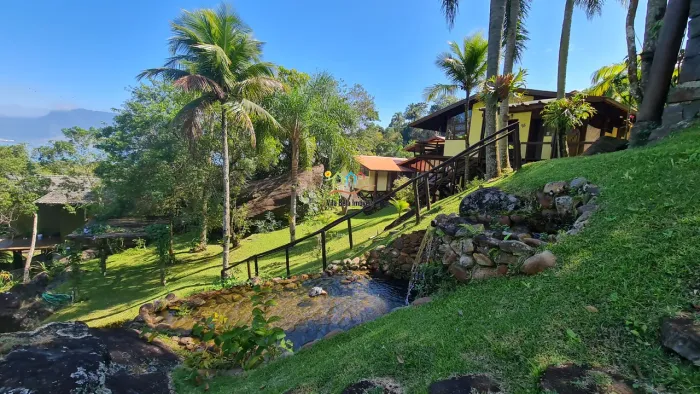 Casa em condomínio a venda em Ilhabela