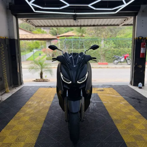 Xmax 250 2021