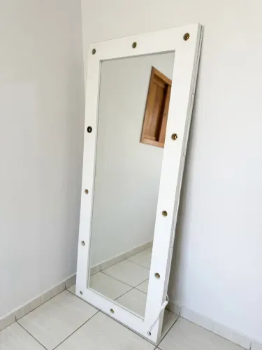 ESPELHO COM LAMPADA