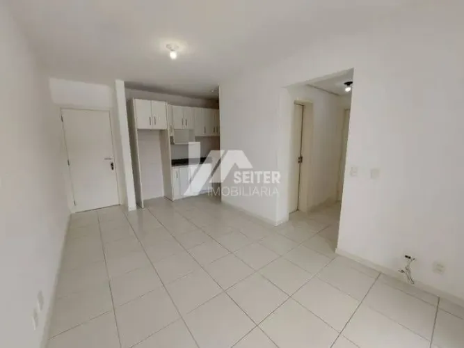 Apartamento com 2 quartos, 1 vaga para alugar no Itacorubi