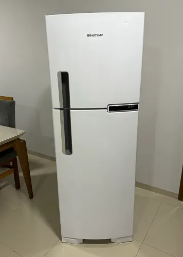 Geladeira Brastemp Clean 375 Litros Frost Free Cor Branca 220v