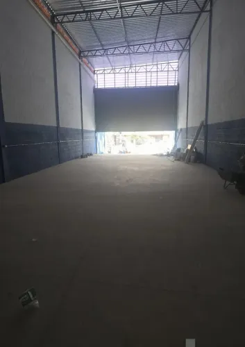 Imóvel para aluguel possui 237 metros quadrados em Remédios - Osasco - SP