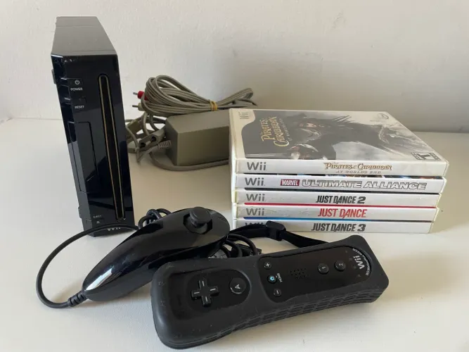 Nintendo Wii Preto Completo com 5 jogos