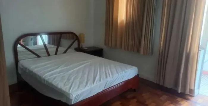 Apartamento mobiliado, 2 quartos - Rua Bolívar, Copacabana