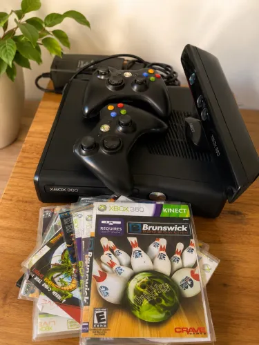 Xbox 360 + Kinect + Jogos