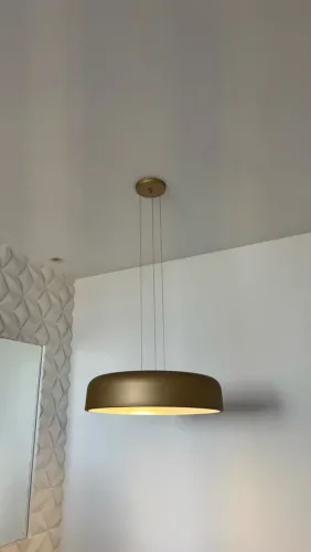 Luminária Pendente Dourada | Design Moderno