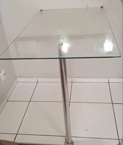 Vendo Mesa de Vidro com Base de Inox