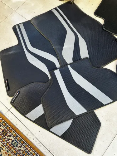 Tapetes originais BMW