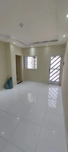 CASCADURA CASA DE VILA, VAZIA COM 03 QUARTOS, SUITE, 02 VAGAS, QUINTAL,  E ESPAÇO PARA PIS