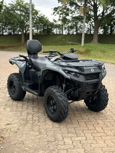 BRP Can-Am Outlander MAX 500 4X4 Quadriciclo 2023