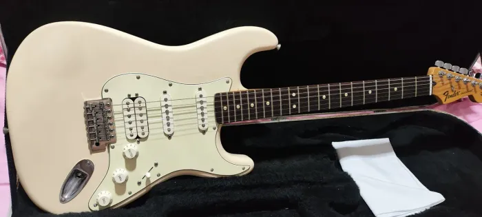 Guitarra Fender mexicana