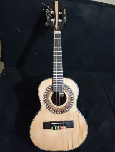 CAVACO TATU LUTHIER VENDO OU TROCO
