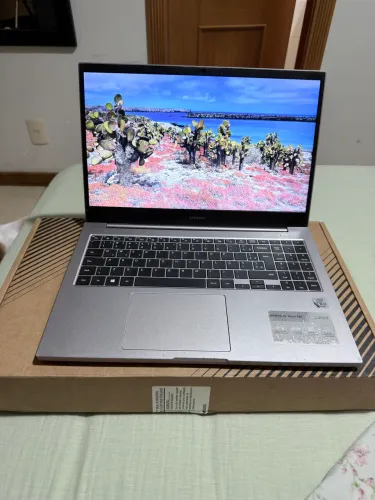 Samsung Book E30 I3 10 geração com SSD