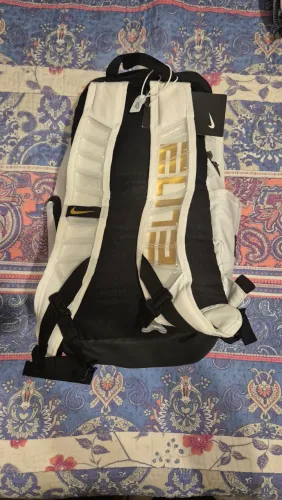 NÃO TEM NO BRASIL NIKE ELITE