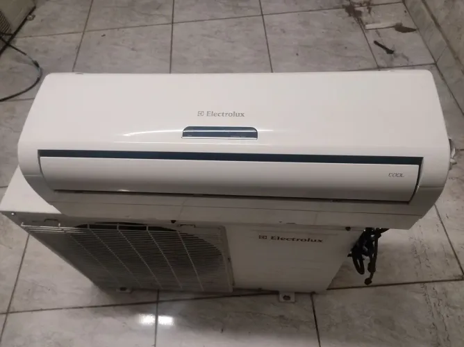 Ar condicionado 9.000 mil (DEIXO INSTALADO)