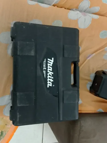 Martelete rompedor profissional makita