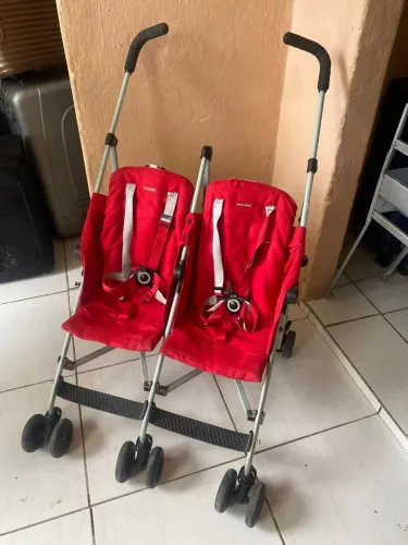 Carrinho de bebê Maclaren