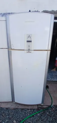 GELADEIRA BRASTEMP FROSFRE 400LITRO FUNCIONA PERFEITAMENTE USADA