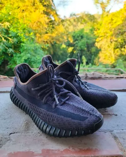 Tênis adidas yeezy boost 350 v2 preto