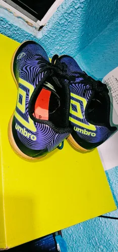 Chuteira Futsal Umbro n°36