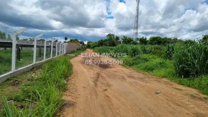 Venda de 03 lotes com duas frentes, área total de1.410m² em Santo Antônio, próximo da