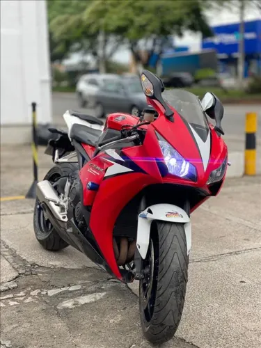 HONDA CBR 1000RR