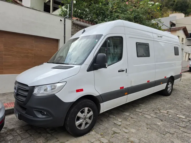 Mercedes-Benz Sprinter 417 Furgão Ext. L.t.a Die. (e6) 2027