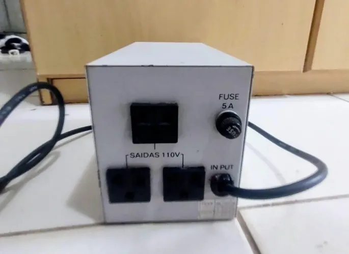 Estabilizador - potência 1000 VA