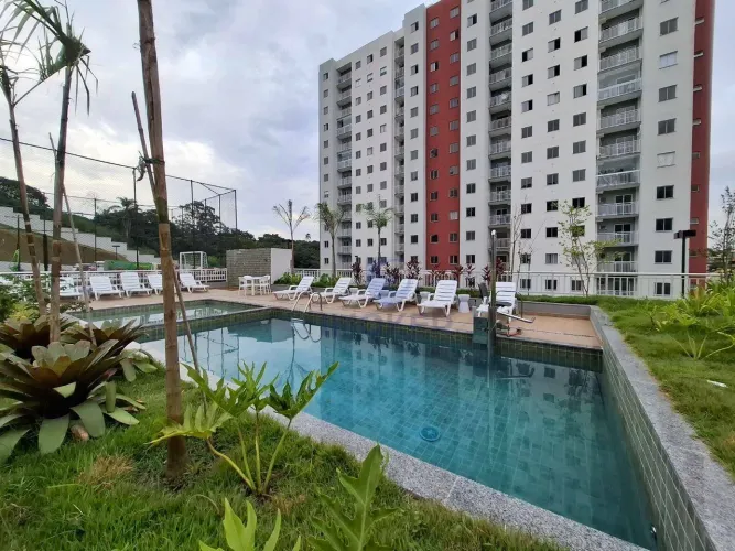 Apartamento no Parque Obelisco Cond. Clube, Jd. Obelisco, Poá/SP; 2 quartos (1 suíte); 1 v
