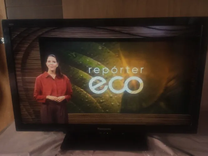 Tv Panasonic, não é smart!