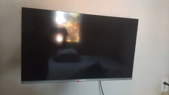 Vende_se televisão smartv 32 polegadas Britânia