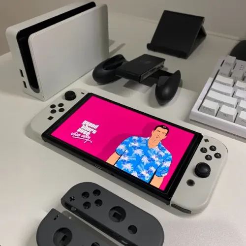 Nintendo Switch OLED Desbloqueado Completo + SD Card 128gb e Acessórios - Impecável
