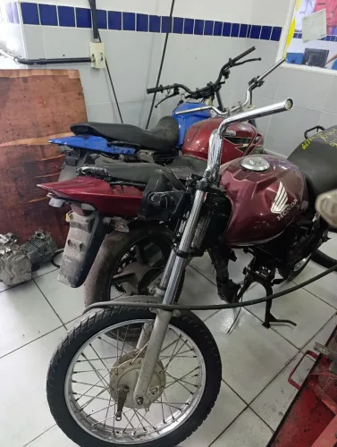 Motos para retiradas de peças