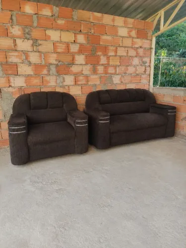 Oportunidade, sofá de 2 e 3 lugares