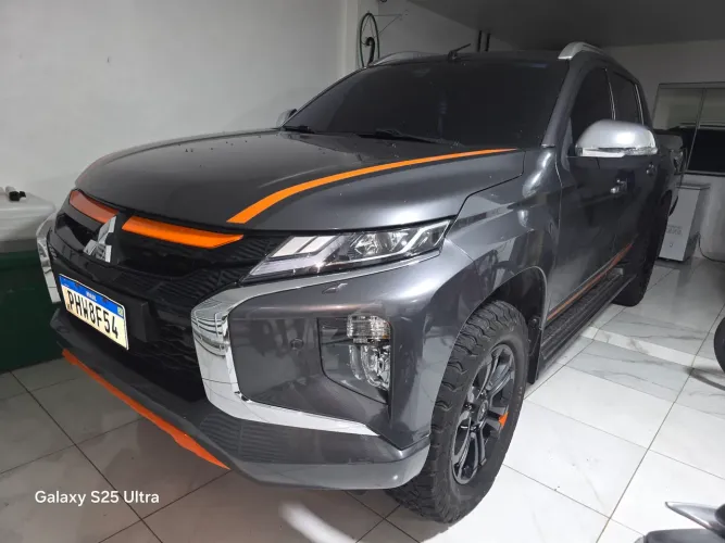 Mitsubishi L200 Triton Sport HPE-S 2.4 CD Dies. AUT 2022