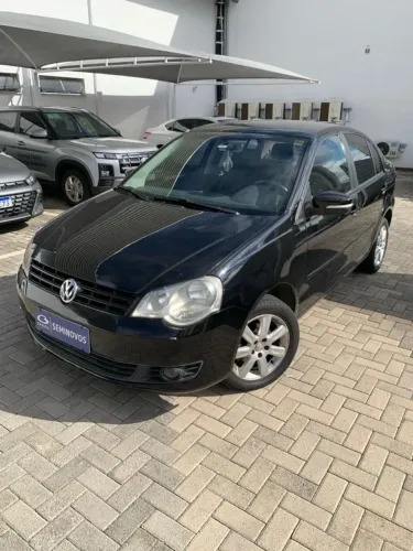 Volkswagen Polo Sedan 1.6 MI Total Flex 8V 4P 2013