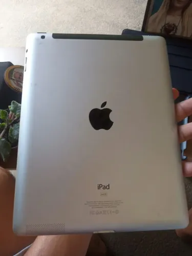 IPAD 3° 64GB PEGA CHIP ( PERFEITO )