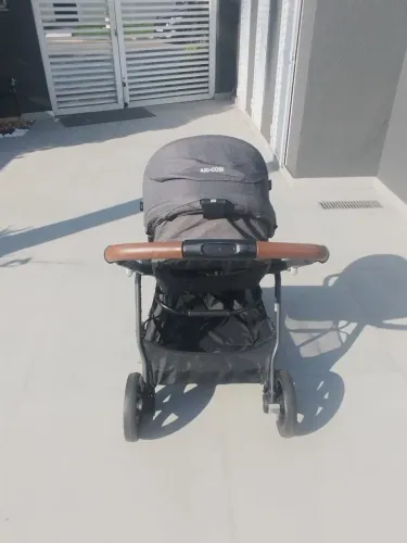 Carrinho Maxi Cosi Zélia