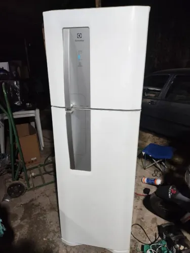 Geladeira Electrolux duplex Frost Free