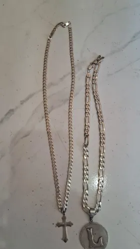Vendo dois cordões de prata 925