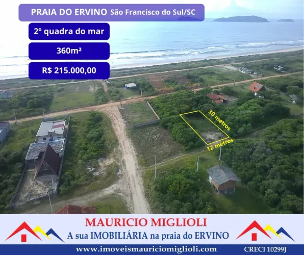 Lote limpo na segunda quadra do mar na Praia do Ervino