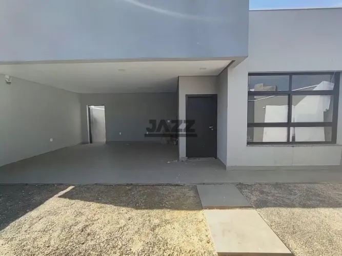 Casa nova, recém construída no Jardim São Clemente, em Monte Mor - SP