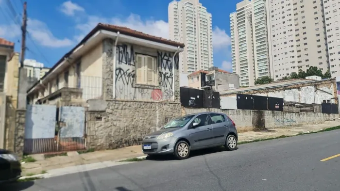 Terreno na Mooca com 1240 m²