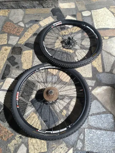 Rodas MTB ZTR Crest mk3