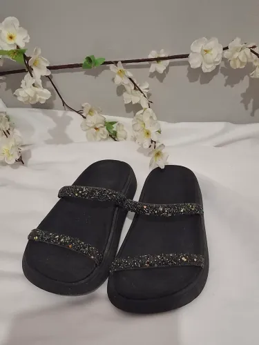 Sandália Papete Moleca Preta Tiras com Brilho / Glitter - Tam 37