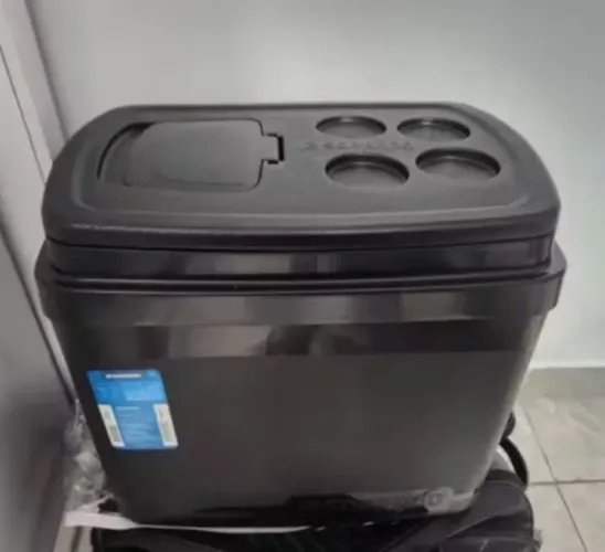Caixa Termica 32l Cooler Soprano