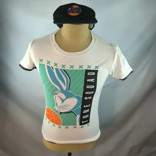 Kit infantil 12 anos camiseta e boné Space Jam ( filme de basquete)